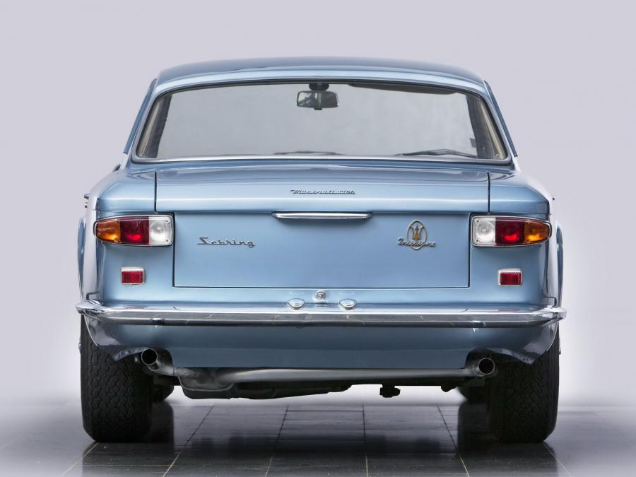 Maserati Sebring 2+2 1965 года  (фото 5 из 5)